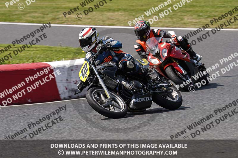 enduro digital images;event digital images;eventdigitalimages;mallory park;mallory park photographs;mallory park trackday;mallory park trackday photographs;no limits trackdays;peter wileman photography;racing digital images;trackday digital images;trackday photos